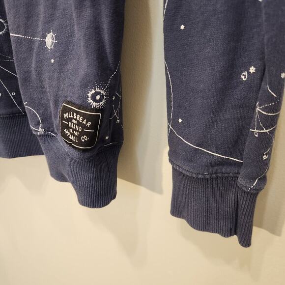Pull & Bear Mens Sweatshirt Navy Constellation Whimsy Cozy Layer - Size M - Picture 5 of 7